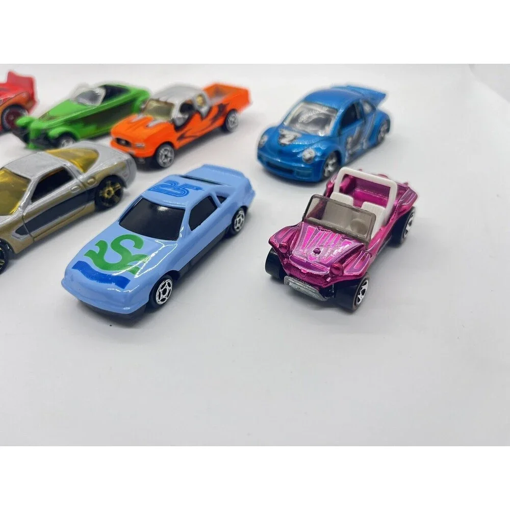 Lot of 9 Die Cast Cars